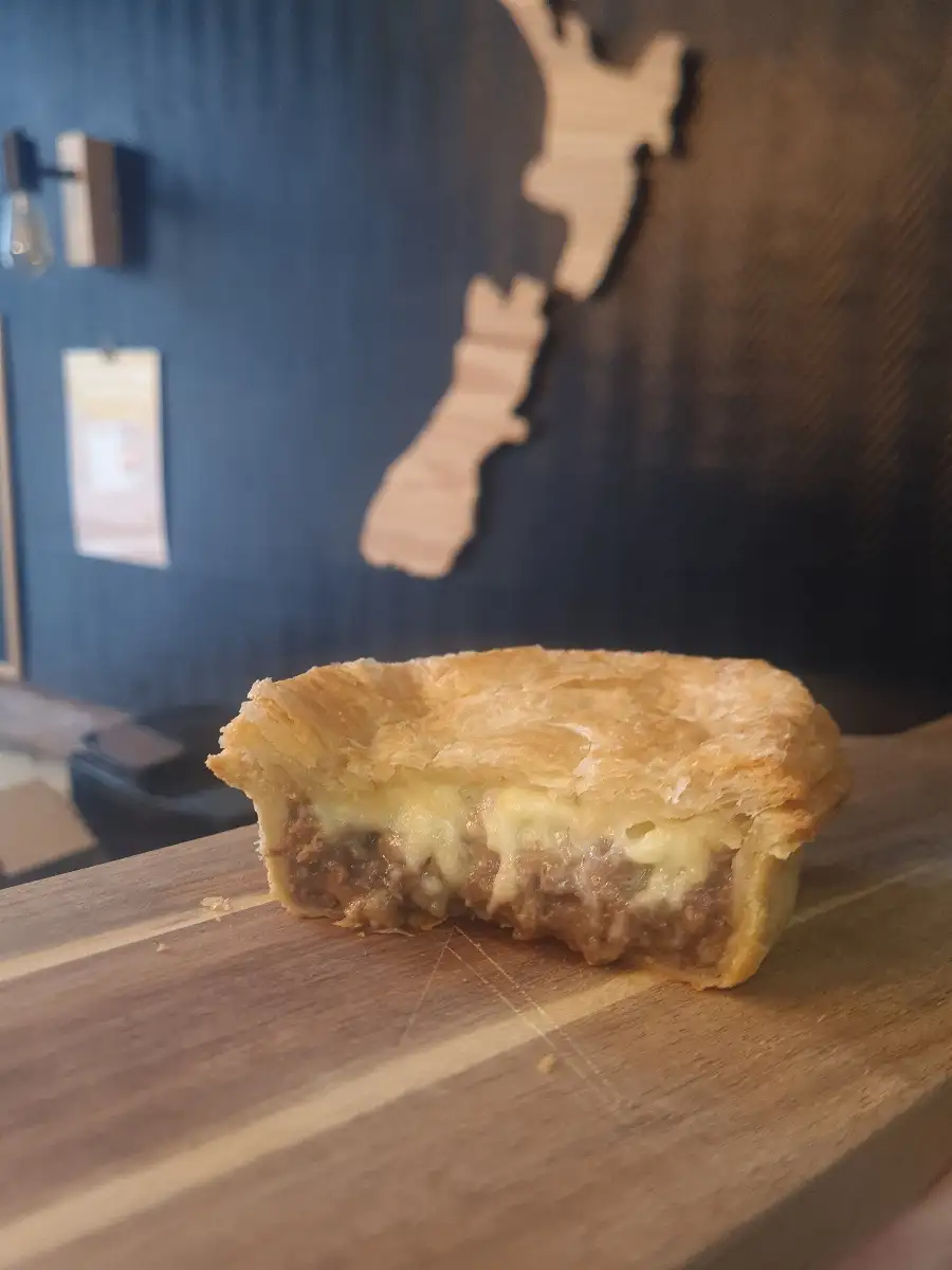 Minced beef & Double Cheese